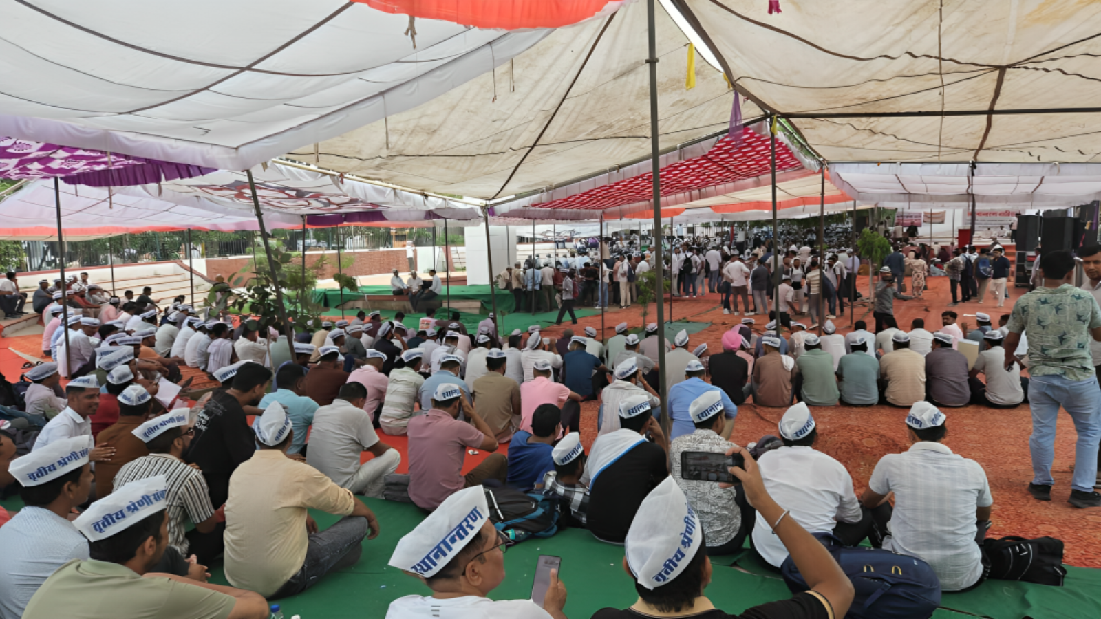 थर्ड ग्रेड टीचरों के ट्रांसफर को लेकर अपडेट, सरकार- शिक्षकों की बीच वार्ता रही सफल, जानिए कब तक होंगे तबादले