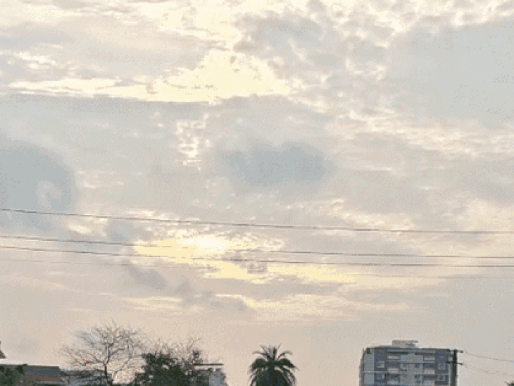 उदयपुर में आज बारिश का यलो अलर्ट: बादल छाए, तापमान में गिरावट; अब तक सामान्य से 37 प्रतिशत कम हुई बरसात - Udaipur News