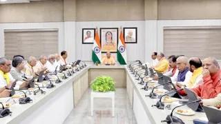 यूपी में फसल के नुकसान पर किसानों को मिलेगी आर्थिक सुरक्षा, योगी कैबिनेट ने योजना को दी हरी झंडी - up cabinet approves pm fasal bima yojana 202627