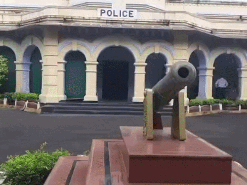 कोटा शहर में 20 थाना अधिकारियों के तबादले: एसपी तेजस्विनी गौतम ने तत्काल जॉइन के दिए आदेश,जानिए किसे-कहां मिली पोस्टिंग - Kota News