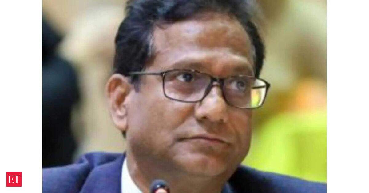 राजस्थान के शिक्षा केंद्र में वर्षों के अनुभव वाला नरेश पाल गंगवार उच्च शिक्षा सचिव