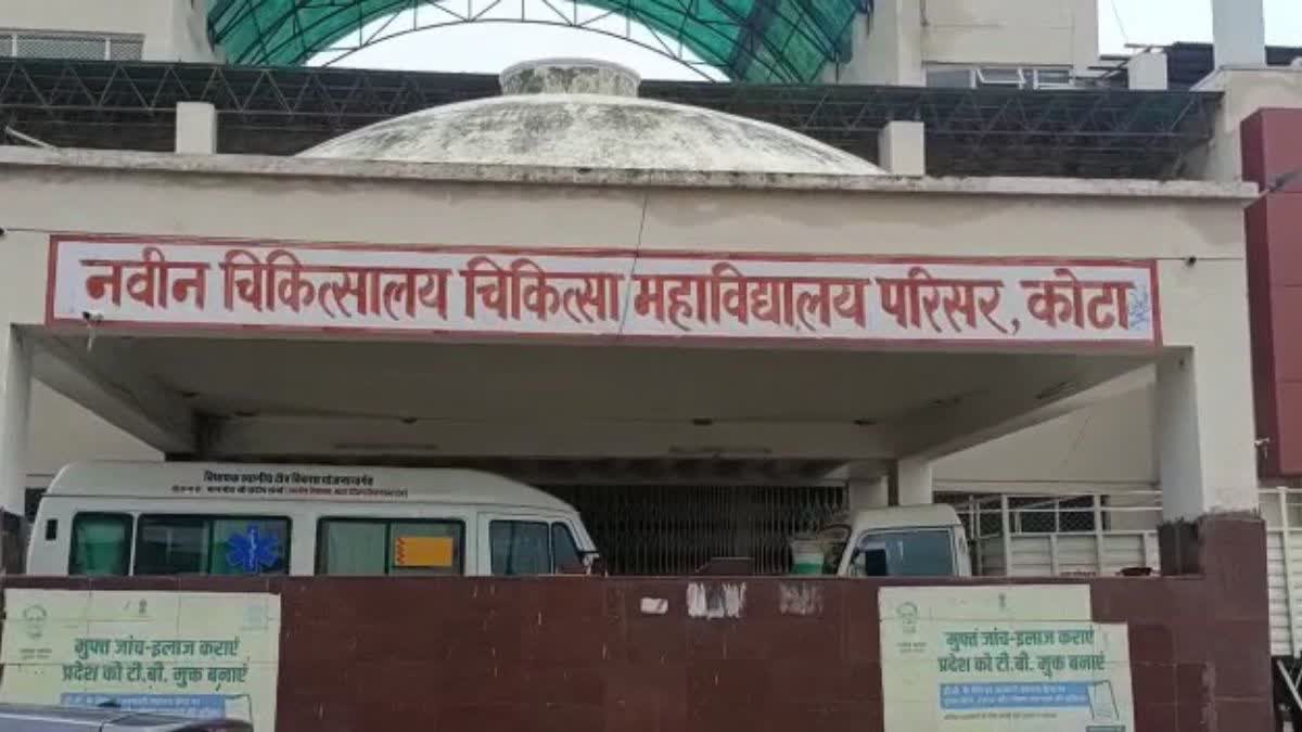 12 घंटे से ज्यादा तक सिर में फंसी रही कुल्हाड़ी, कोटा में डॉक्टरों ने की सर्जरी, जान का खतरा बरकरार