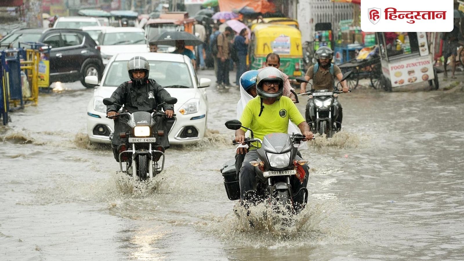 भारी बारिश से उत्तराखंड में यातायात अवरुद्ध, पर्यटकों की परेशानी बढ़ सकती है