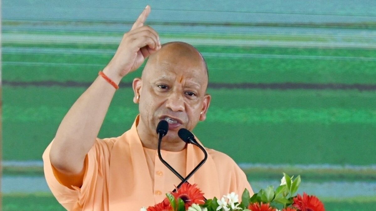 CM योगी का बड़ा ऐलान, भदोही फिर बनेगा संत रविदास नगर, सपा पर बोला बड़ा हमला