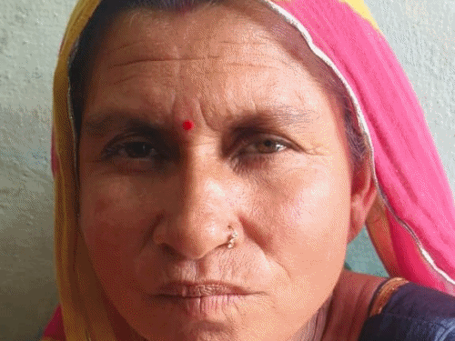 पनवाड़ पुलिस ने 4 महिला लुटेरों को पकड़ा:  विभिन्न जिलों में चोरी और नकबजनी की कई वारदातों को अंजाम दे चुकी - jhalawar News
