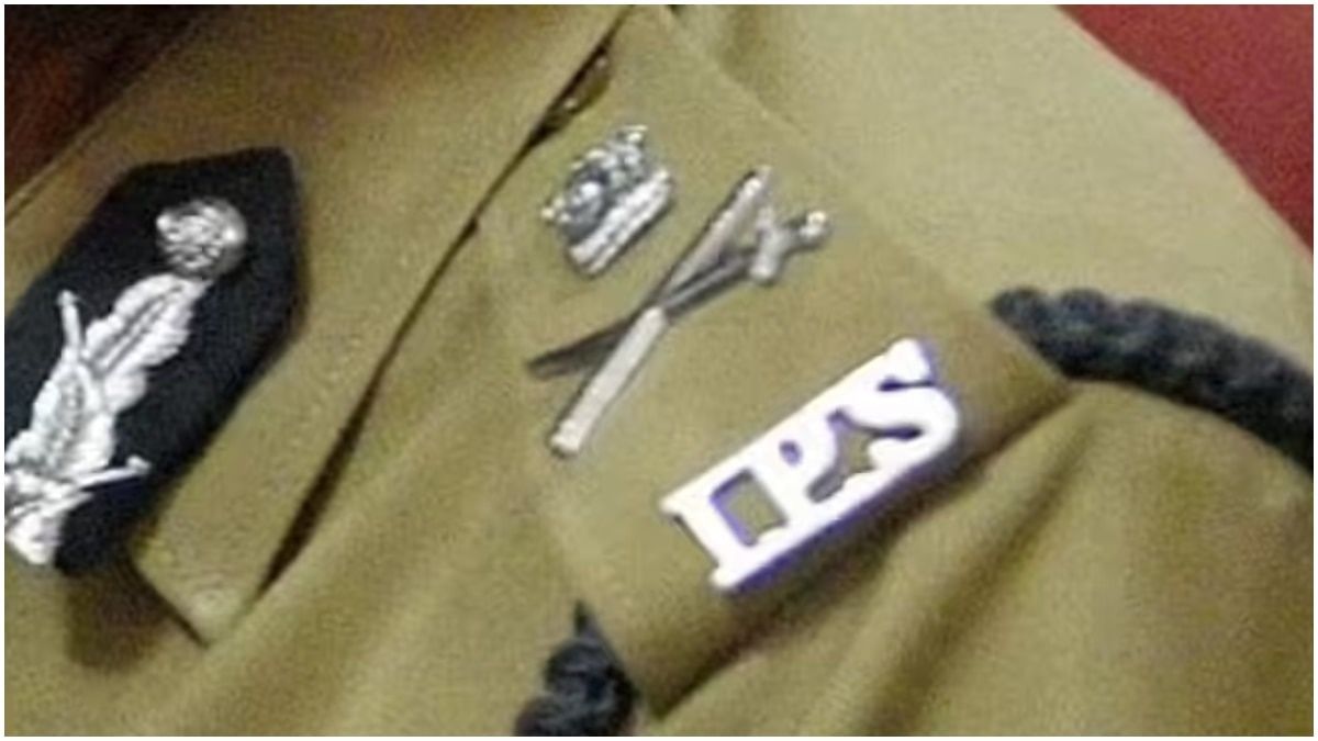 यूपी पुलिस में बड़ा प्रशासनिक फेरबदल तय, इस महीने 10 IPS अधिकारी होंगे रिटायर्ड