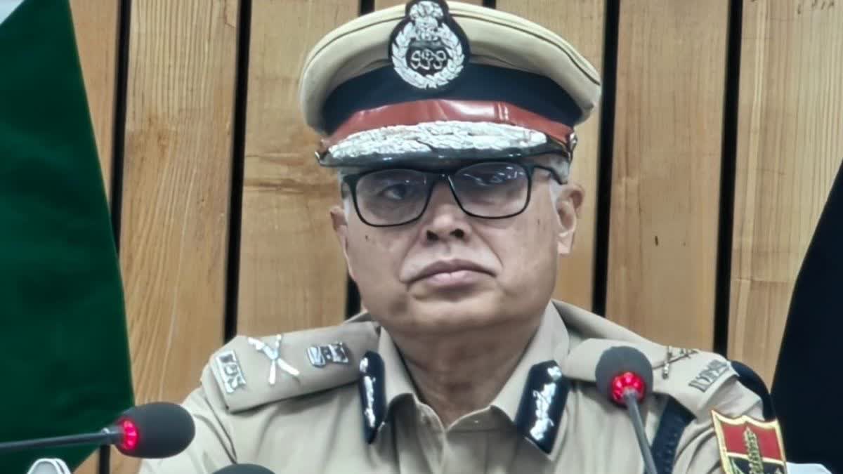 डीजीपी ने पेश किया पुलिस रिपोर्ट कार्ड, बोले- 6 महीने में 4.65 फीसदी कम हुआ क्राइम, हत्या-दुष्कर्म जैसे अपराध घटे