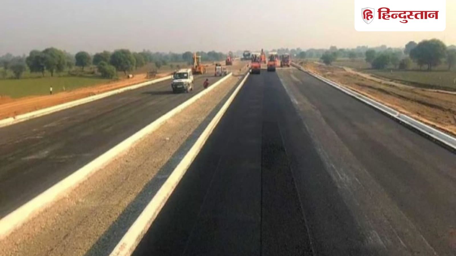 1 घंटे की बारिश में पानी-पानी हुआ लखनऊ-कानपुर एक्सप्रेसवे, ड्रेनेज सिस्टम की खुली पोल