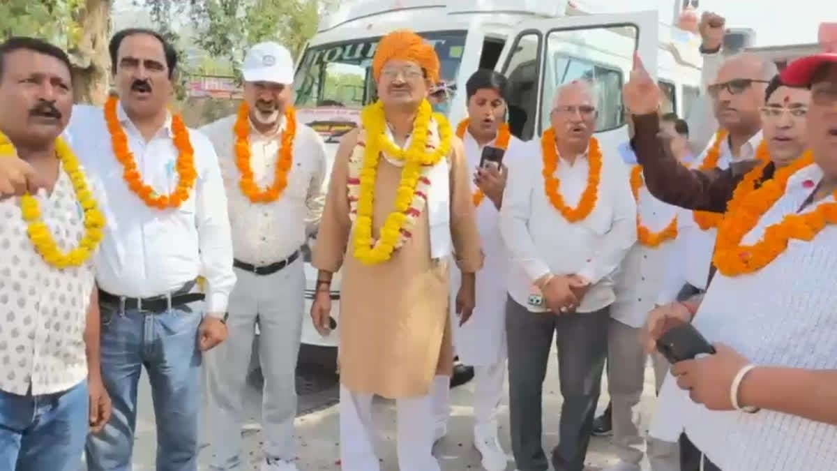 25 सूत्री मांग को लेकर कर्मचारियों की 18 दिन की जागृति यात्रा जयपुर से रवाना, जानिए कहां कब जाएगी...