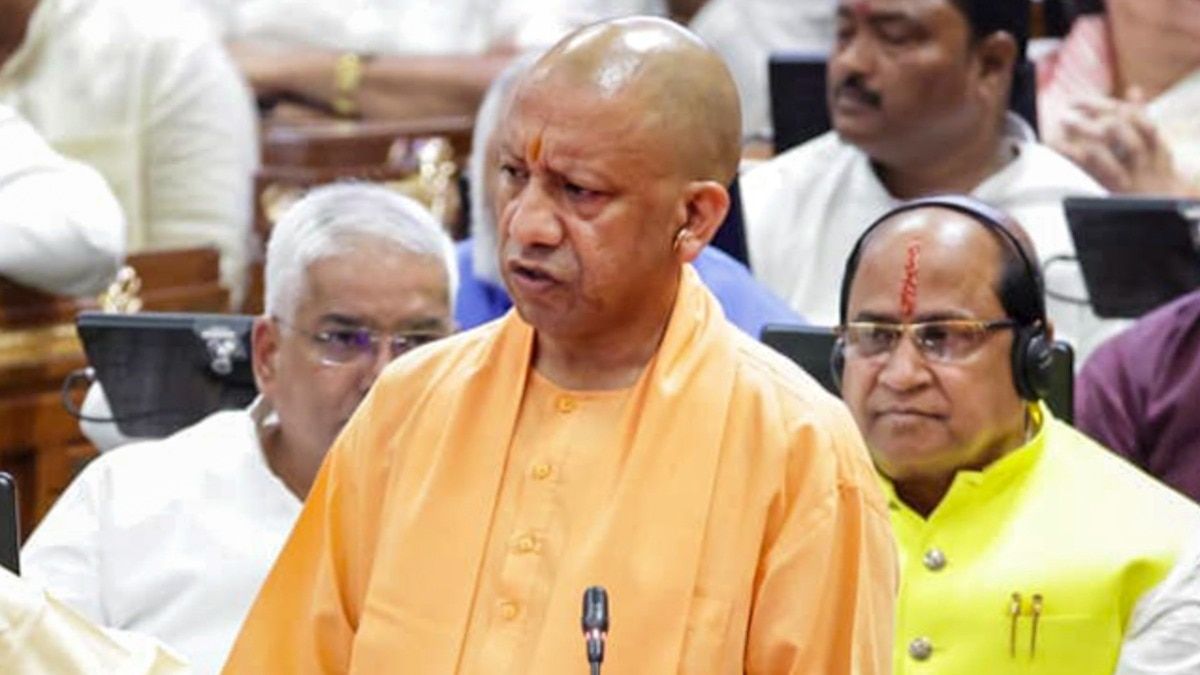'चंदा चोर कहां मिलेंगे' यूपी विधानसभा में लगे नारे तो भड़के CM योगी, बोले- सपा का आचरण प्रदेश देख रहा