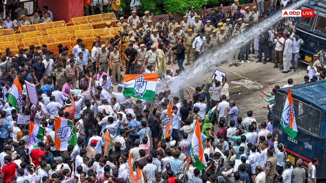जयपुर में कांग्रेस कार्यकर्ताओं का हल्ला बोल, पुलिस से धक्का-मुक्की, महिला बेहोश