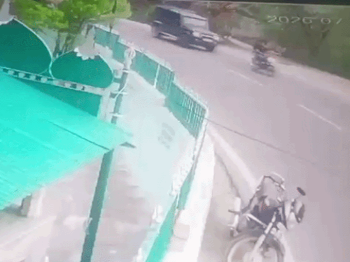 राजस्थान के आमेर में सड़क हादसा: स्कूटी टकराकर युवक की मौत, दो घायल