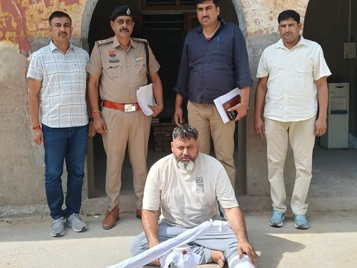 नारनौल में इनामी बदमाश गिरफ्तार, नसीबपुर हमले में था शामिल: पुलिस को धक्का देकर राजस्थान की पहाड़ियों से भागने का किया प्रयास - Narnaul News