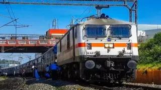 70 दिनों तक दिल्ली छावनी स्टेशन पर नहीं रुकेंगी 13 ट्रेनें, देखें पूरी लिस्ट
- delhi cantt 13 trains to skip station for 70 days