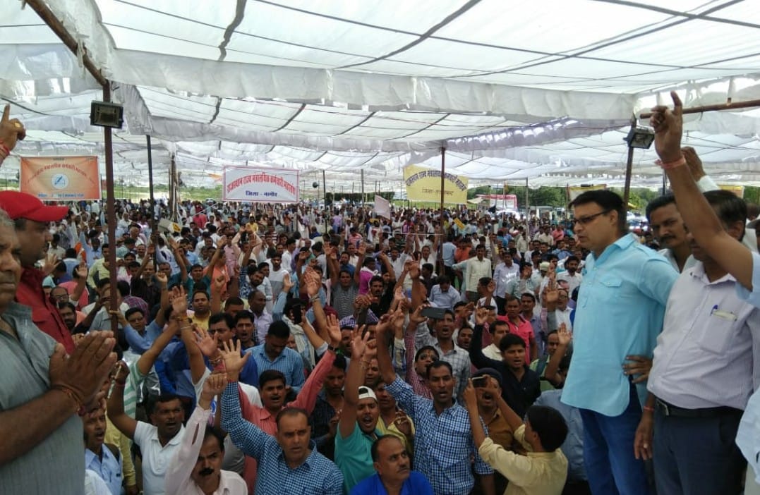Transfer News:तबादलों की डेडलाइन 10 जुलाई, लेकिन सूचियां गायब; कर्मचारियों में बढ़ी बेचैनी, आज क्या होगा?