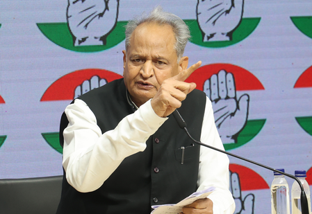 पंचायत चुनावों में देरी प्रशासनिक विफलता, राजस्थान सरकार के लिए शर्मनाक गहलोत | New Delhi: Ashok Gehlot Addresses Press Conference at AICC Headquarters