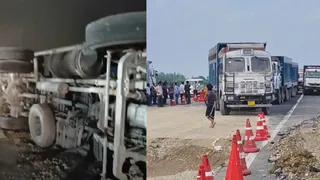 उन्नाव में लखनऊ-कानपुर एक्सप्रेसवे पर सड़क धंसने से पलटा ट्रक, गुणवत्ता पर उठे गंभीर सवाल
 - lucknowkanpur expressway sinks again truck overturns in unnao