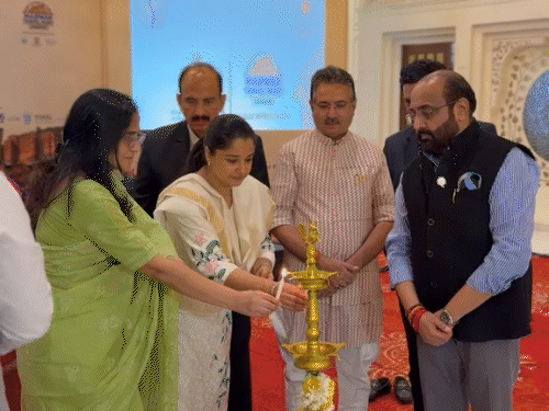 पर्यटक स्मारक देखकर ही नहीं जाएं, संस्कृति से भी जुड़ें: पर्यटन सचिव बोलीं- एक्सपीरिएंस टूरिज्म पर काम करना होगा; राजस्थान डोमेस्टिक ट्रैवल मार्ट की घोषणा - Jaipur News