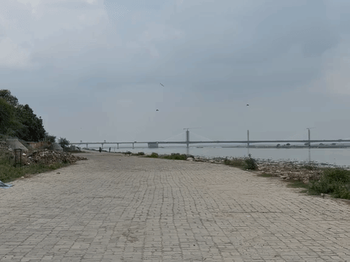 प्रयागराज में सुबह से छाए बादल चल रही तेज हवाएं:  दोपहर बाद हवा के साथ बारिश का अलर्ट, अगले सप्ताह तेज होगा मानसून का असर - Prayagraj (Allahabad) News