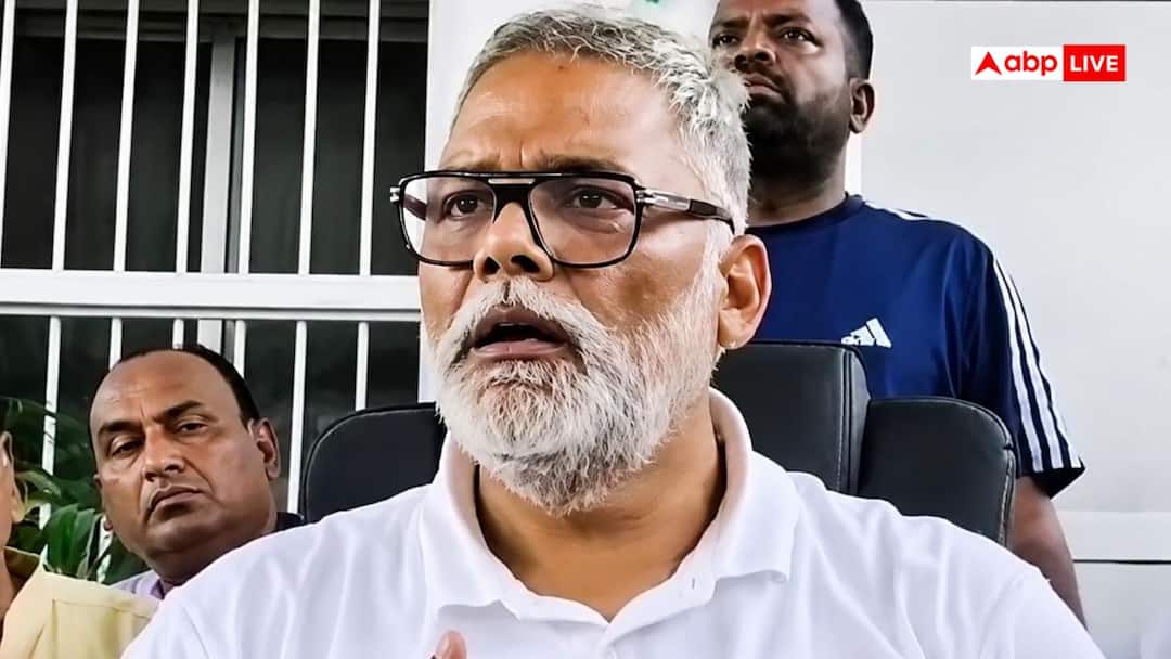'भगवा पहनने का अधिकार हमें नहीं?', वाराणसी में हुई FIR पर बोले पप्पू यादव