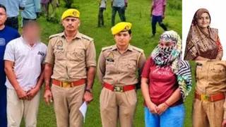 लखनऊ में विवाहित ओला ड्राइवर को हो गया सवारी से प्यार, सात महीने के अफेयर के बाद की पत्नी की हत्या
 - married ola driver in lucknow fall in love with passenger murdered wife and threw body in gomti river