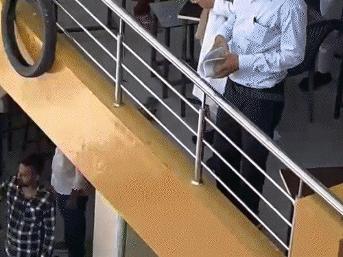 जयपुर में पैरामेडिकल परीक्षा सेंटर पर छात्रों ने की तोड़फोड़: 5.50 लाख लेकर नकल कराने की थी तैयारी, कॉलेज संचालक समेत 4 गिरफ्तार - Jaipur News