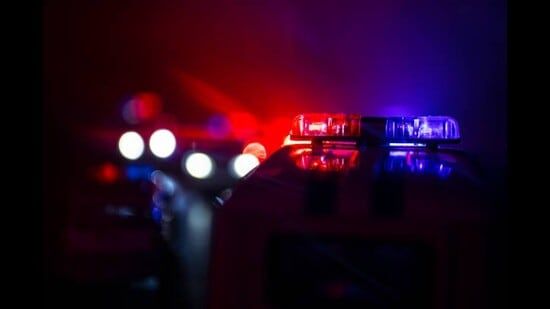 शराब तस्करी में पुलिस पीछा: क्या है कानूनी पहलू?