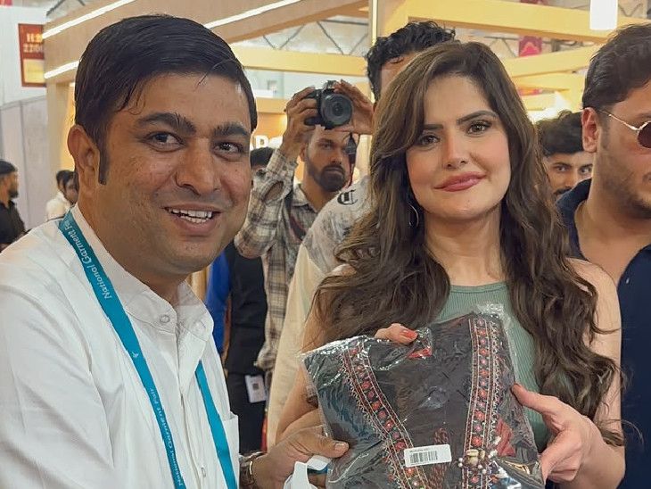 बॉलीवुड एक्ट्रेस को पसंद आए जयपुर के कपड़े: मुंबई के फेयर में बनाई अपनी अलग पहचान, देशभर से जुटे व्यापारी - Jaipur News