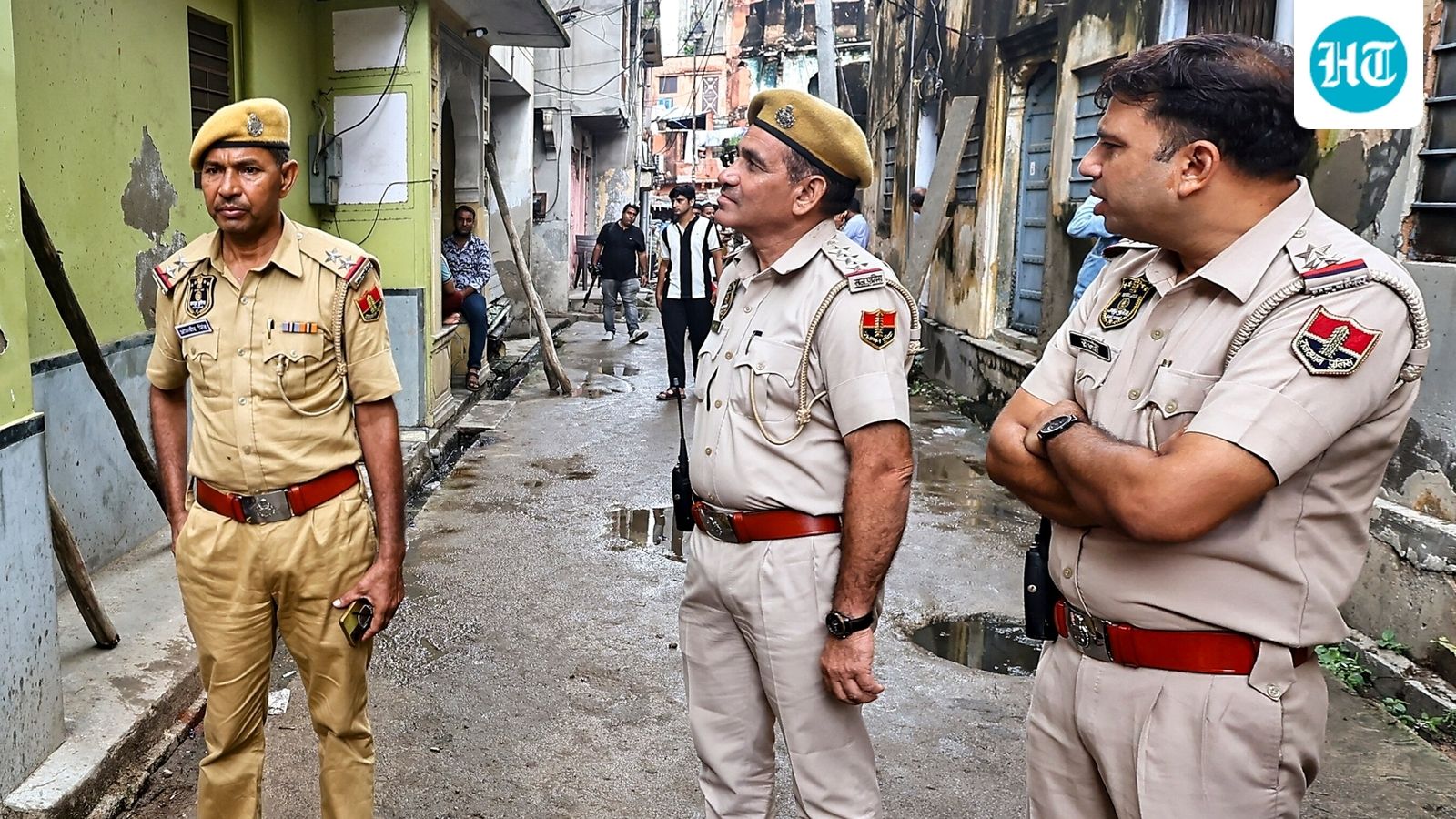 राजस्थान के शिक्षक पर लंच ब्रेक के दौरान 11वीं कक्षा की छात्रा के अपहरण और बलात्कार का मामला दर्ज किया गया है