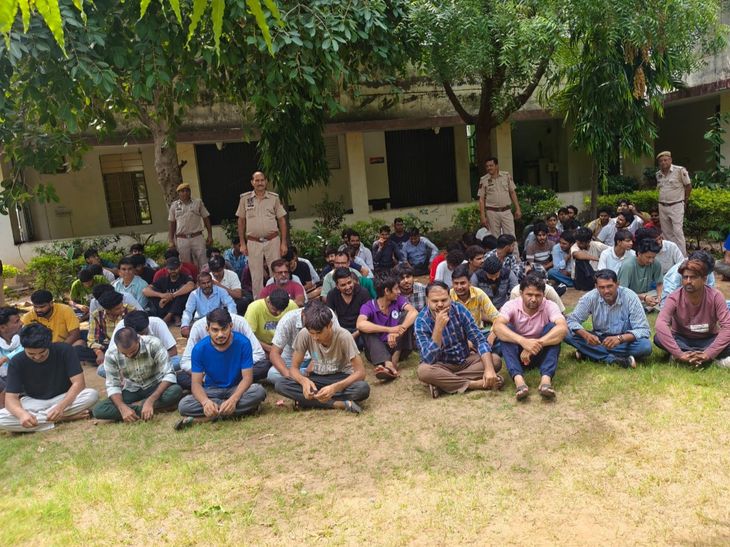 जयपुर पुलिस की बड़ी कार्रवाई: 313 बदमाशों का शिकंजा, 173 पव्वे अवैध शराब जब्त