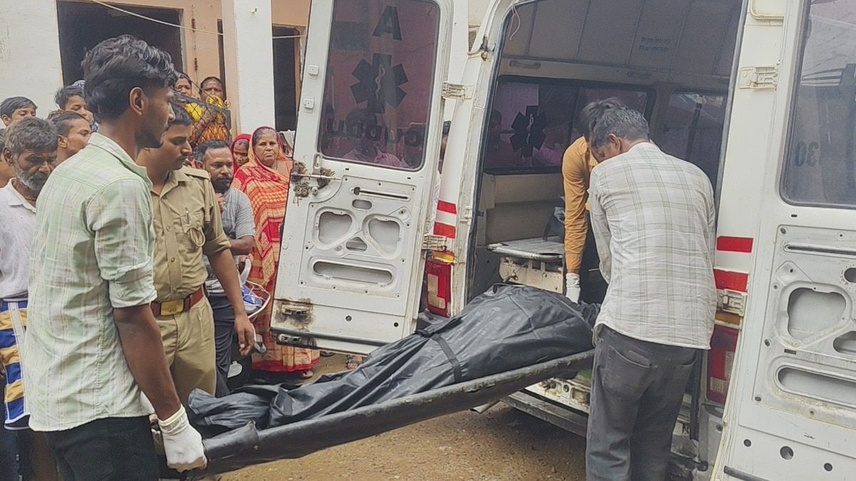प्रयागराज: कबाड़ बीनने वाले मूक-बधिर दंपति समेत 3 का कातिल कौन? कमरे में मिलीं खून से सनी लाशें