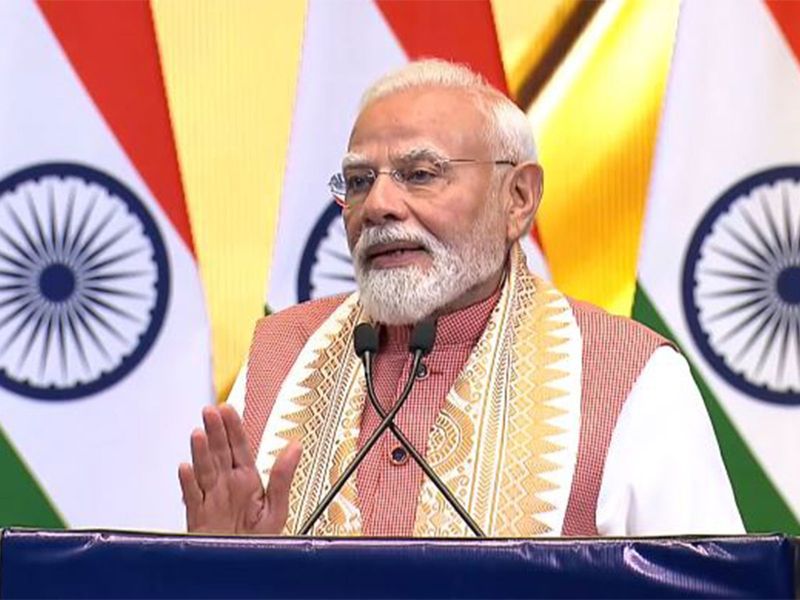 40 नए एफिल टावरों या पांच बुर्ज खलीफा के बराबर स्टील, केबल पृथ्वी को दो बार लपेट सकती है: पीएम मोदी ने राजस्थान रिफाइनरी में इस्तेमाल होने वाली सामग्रियों का जिक्र किया - द ट्रिब्यून