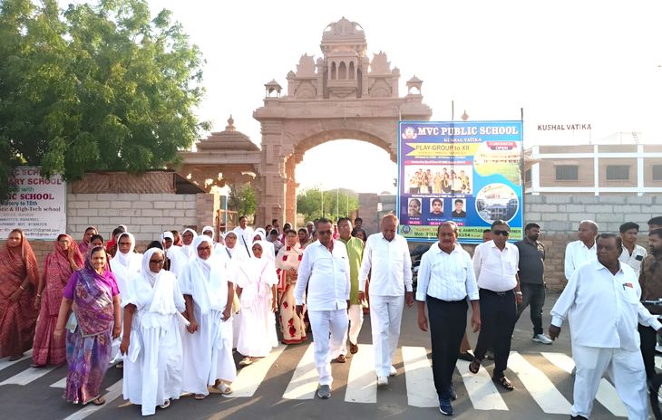 कुशल वाटिका से साध्वी डॉ. विद्युतप्रभा का उदयपुर विहार - Barmer News