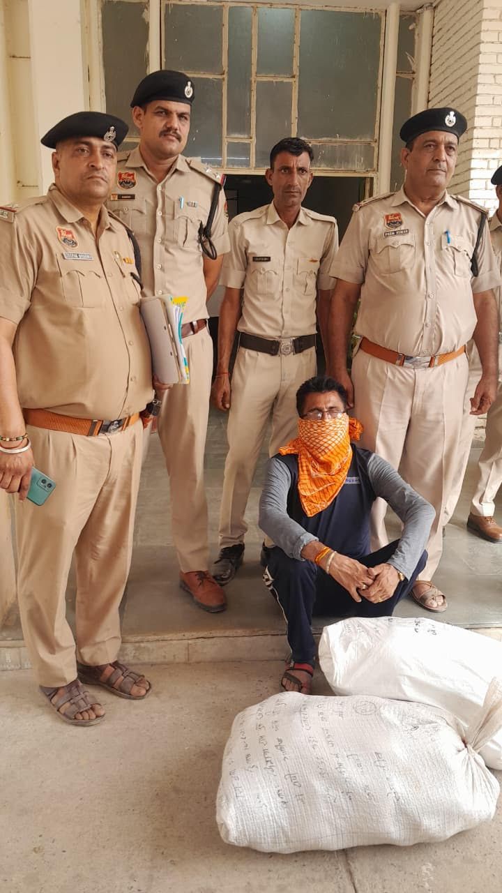 हरियाणा एवं राजस्थान पुलिस की संयुक्त कार्रवाई में अंतरराज्यीय तस्करी नेटवर्क का खुलासा, 88 किलो 970 ग्राम अफीम जब्त