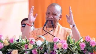'सपा कांवड़ यात्रा रोकती थी हम शिवभक्तों पर हेलिकॉप्टर से फूल बरसा रहे', सिद्धार्थनगर में गरजे सीएम योगी - cm yogi up youth are job creators not seekers siddharthnagar