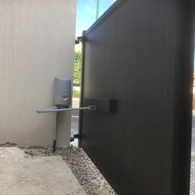 Motorisation portail battant