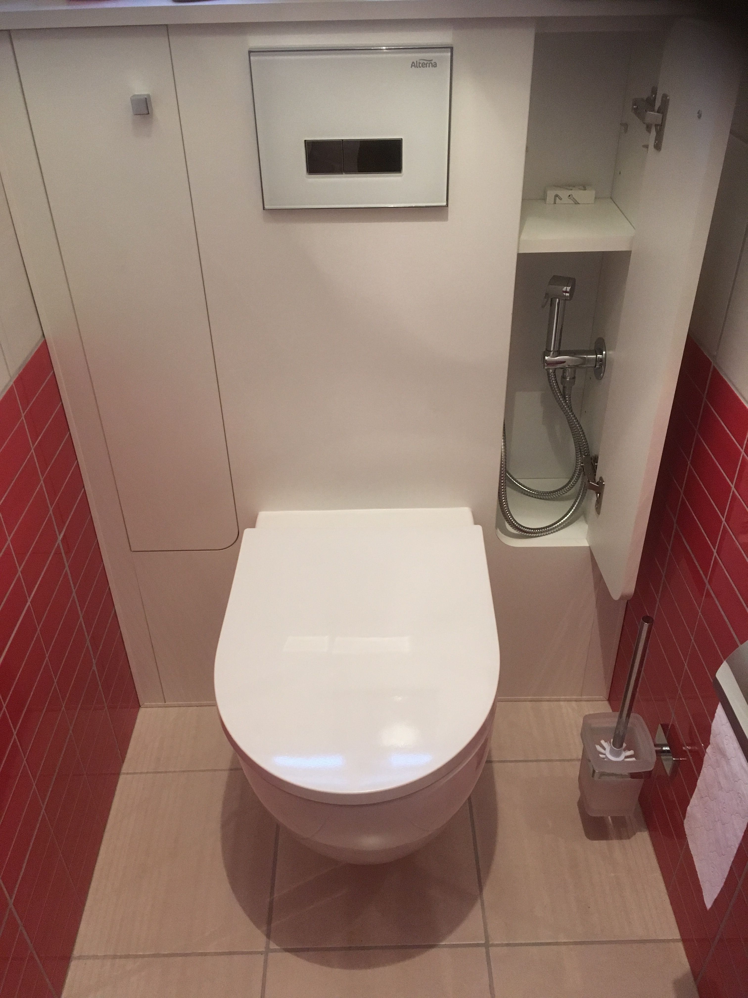 WC suspendu avec douchette