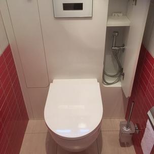 WC suspendu avec douchette