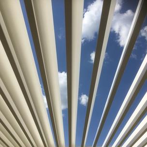 Lames orientables pergola