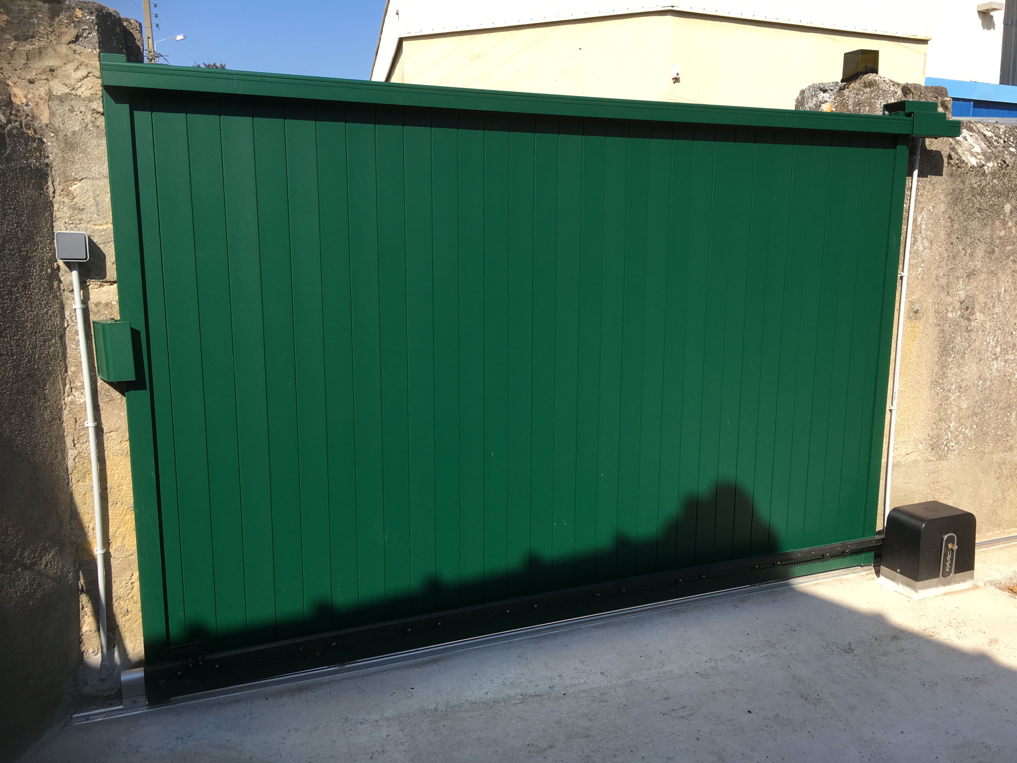 Portail aluminium coulissant
