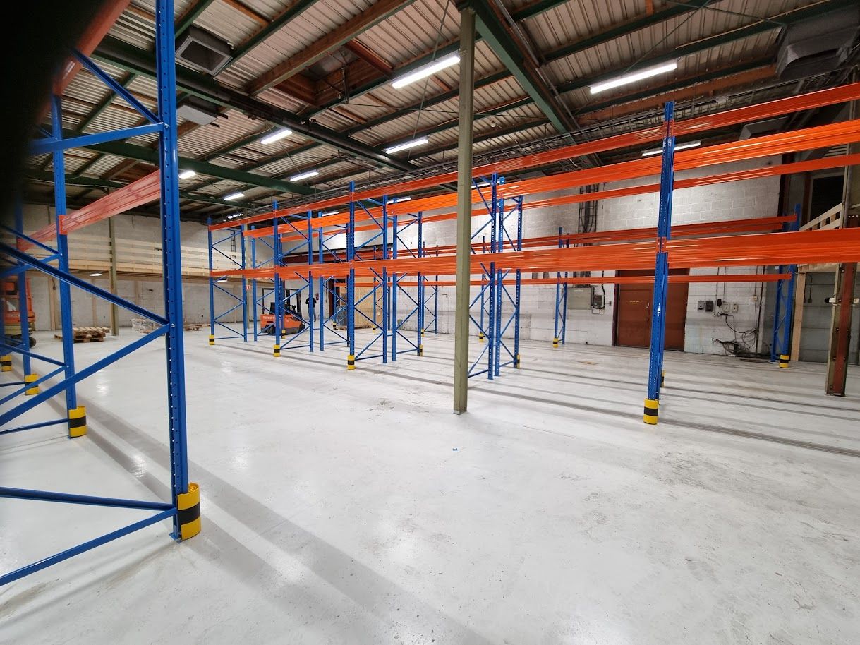 Pallereoler møbelforretning Bergen.