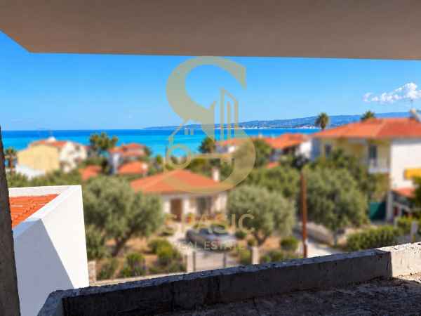 Pefkohori maisonette 77 m2 