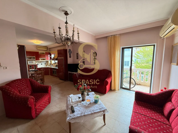 Nea Moudania apartment 75 m2