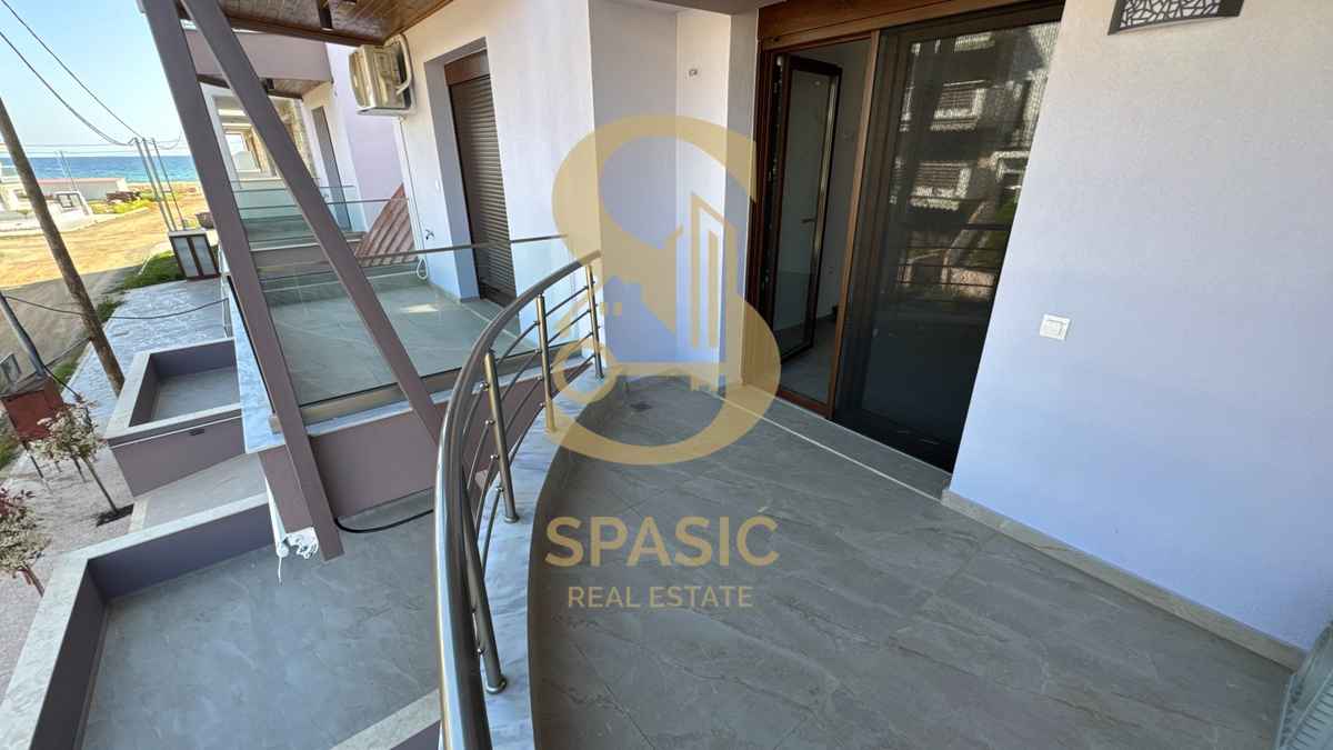 Nea Flogita maisonette 90 m2