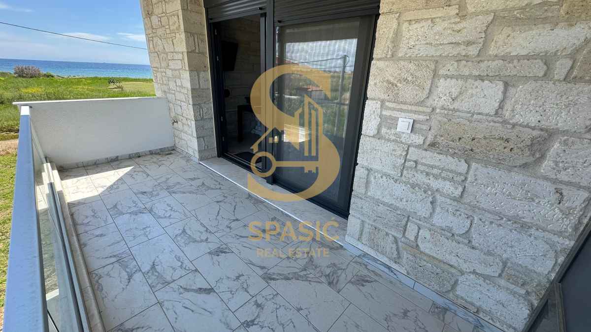 Nea Flogita maisonette 89 m2