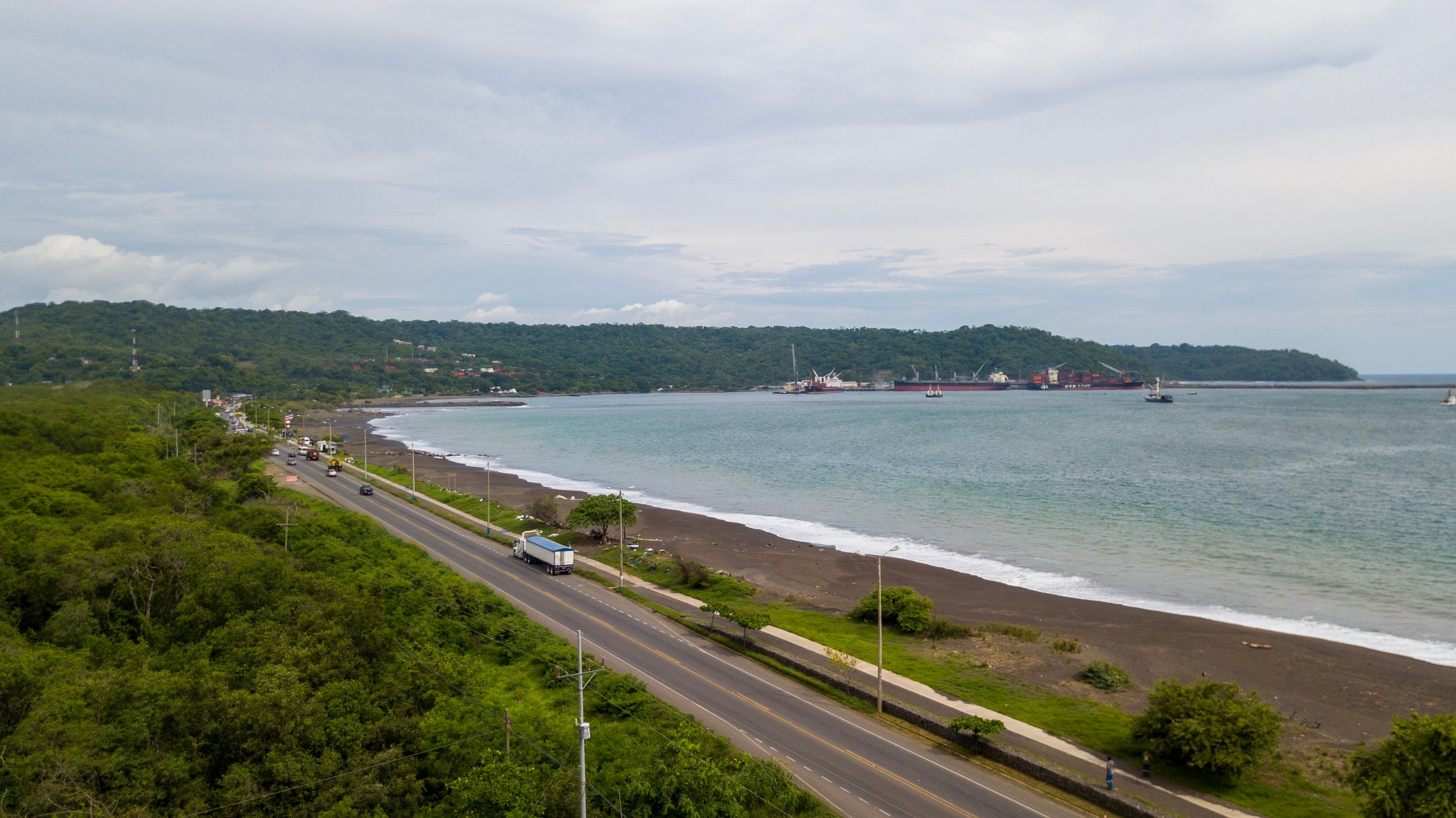 Moving to Costa Rica: 9-Step Relocation Checklist (2026)