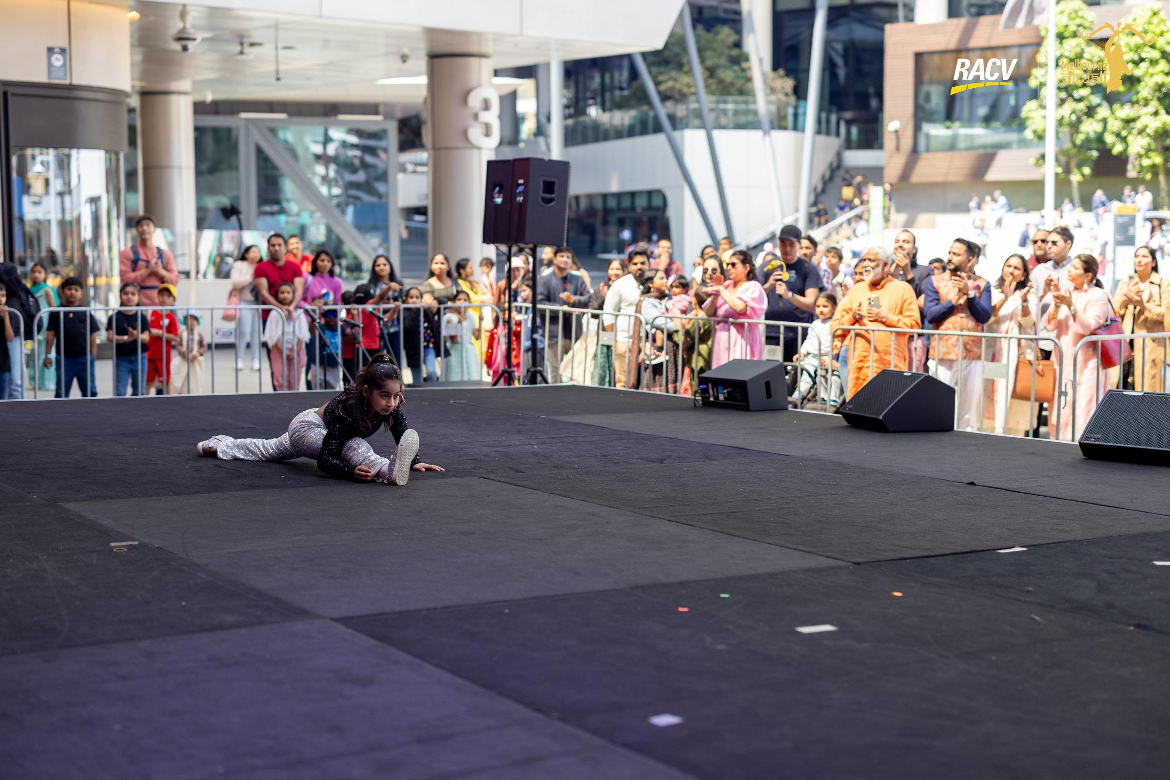 Melbourne Diwali 2024 at Marvel Stadium Square — photograph 76