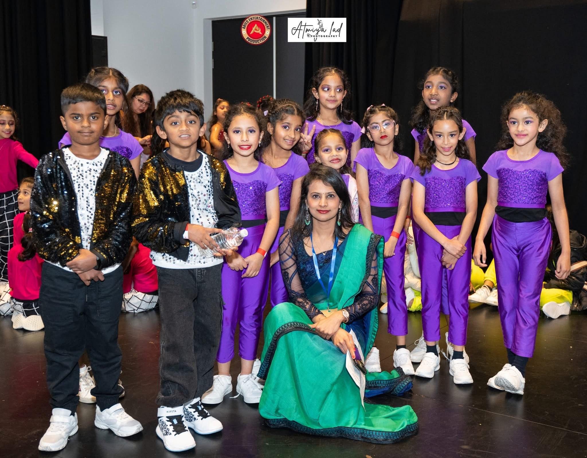 Tiny Twinkle Crew performing at Melbourne Diwali