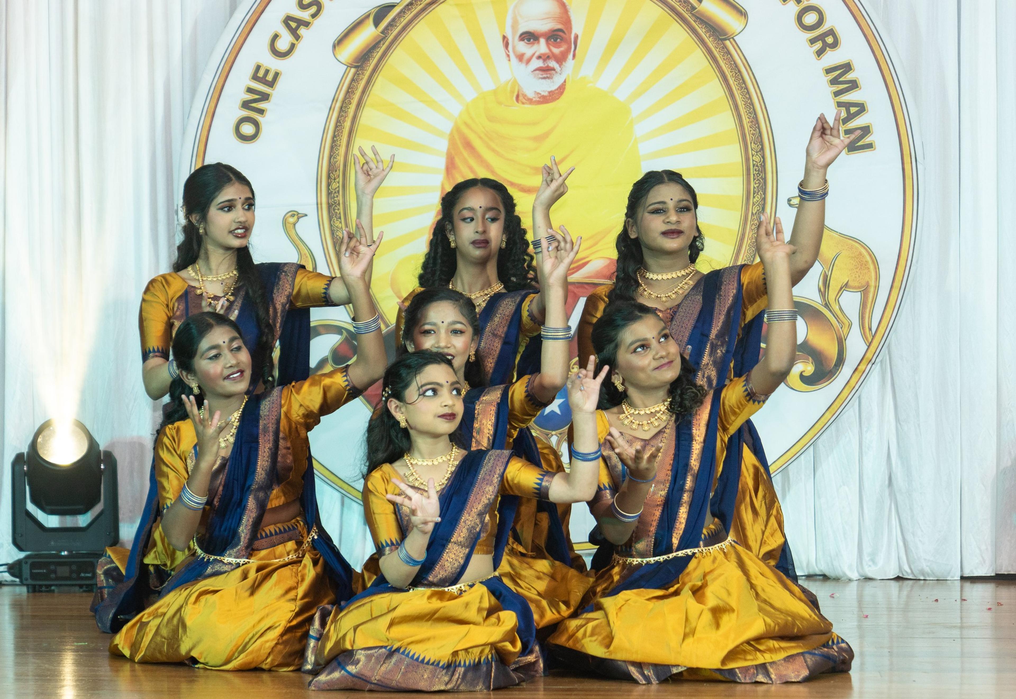 Gulaboo Girls performing at Melbourne Diwali