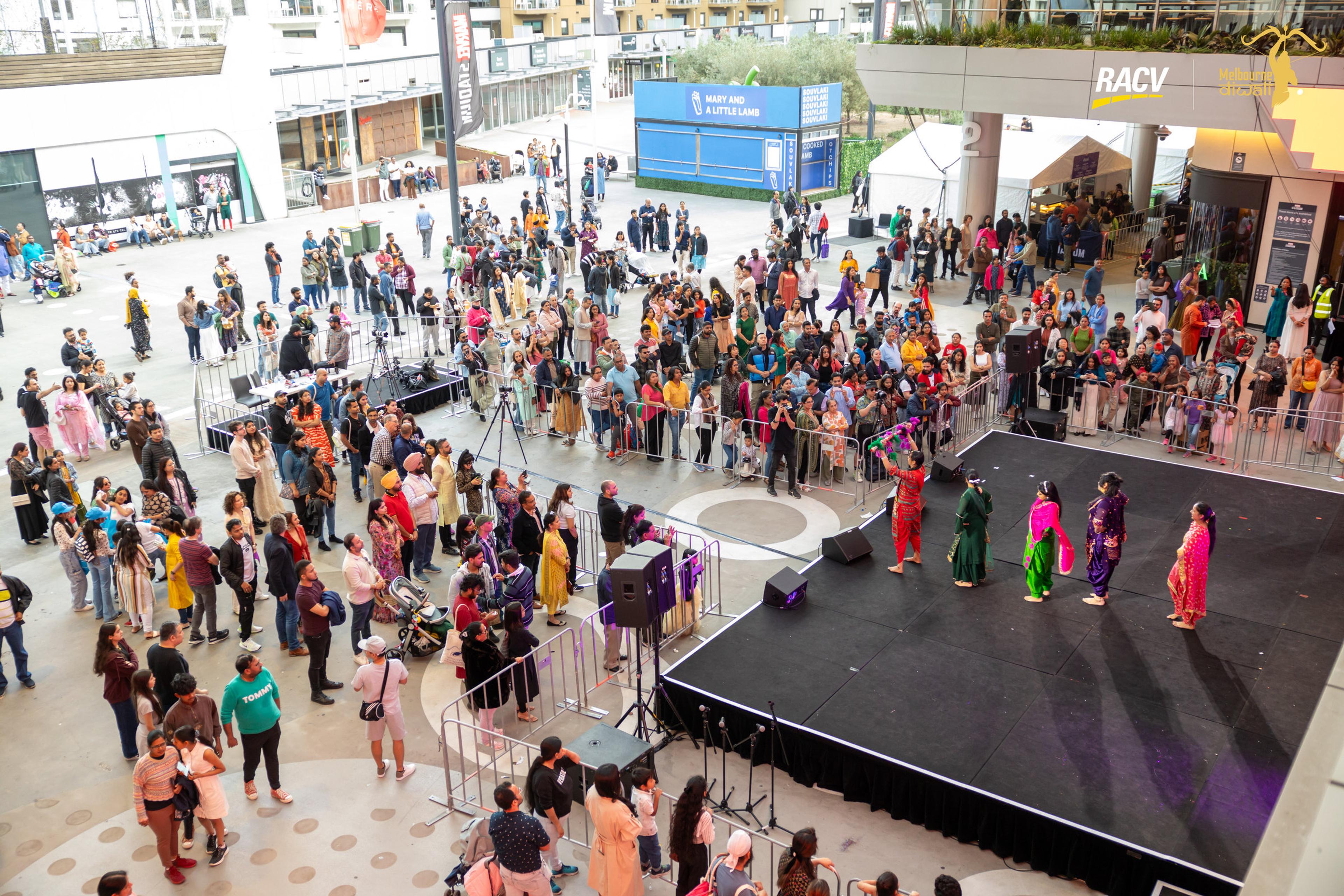 Melbourne Diwali 2024 at Marvel Stadium Square — photograph 13